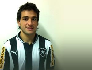  Nicolás Lodeiro apresentado no Botafogo (Foto: Divulgação / BFR)