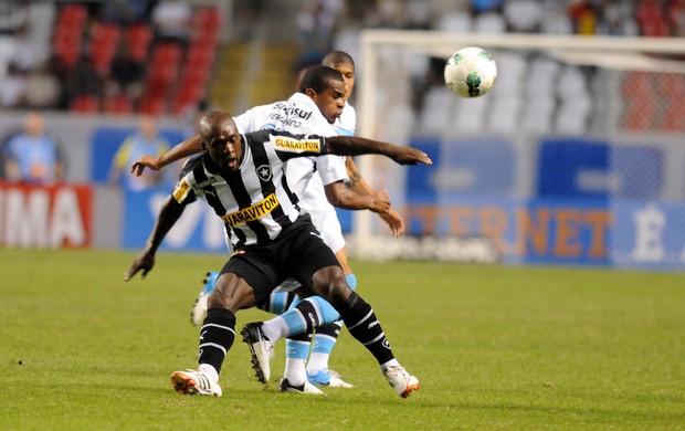 Seedorf Botafogo x Grêmio (Foto: André Durão / Globoesporte.com)