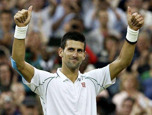 Novak Djokovic tênis Wimbledon oitavas (Foto: Reuters)