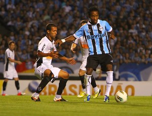 Zé Roberto contra o Atlético-MG (Foto: Lucas Uebel/Divulgação, Grêmio)