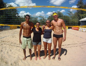 Quarteto brasileiro Desafio de vôlei de praia (Foto: Tatianna Amaya/CBV)