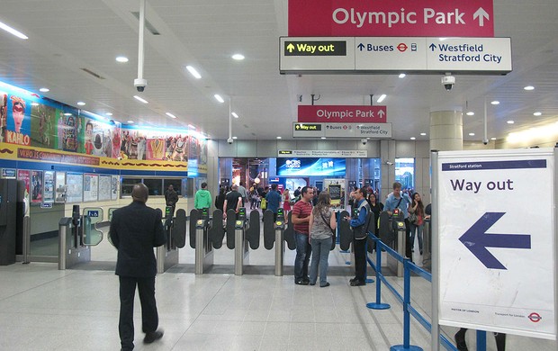 Metrô - Avisos apontam para Parque Olímpico, Olimpiadas, Londres (Foto: Cahê Mota / Globoesporte.com)