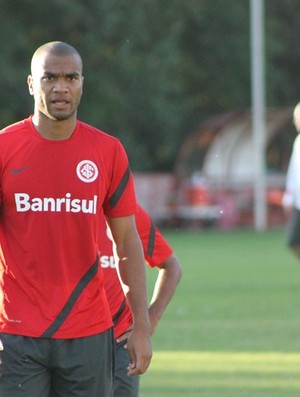 Rodrigo Moledo, zagueiro do Inter (Foto: Diego Guichard / GLOBOESPORTE.COM)