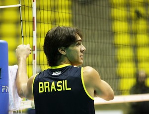 Giba treino seleção vôlei Liga Mundial (Foto: Alexandre Arruda/CBV)