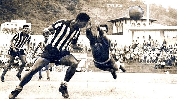 Quarentinha na partida do Botafogo (Foto: BFR)