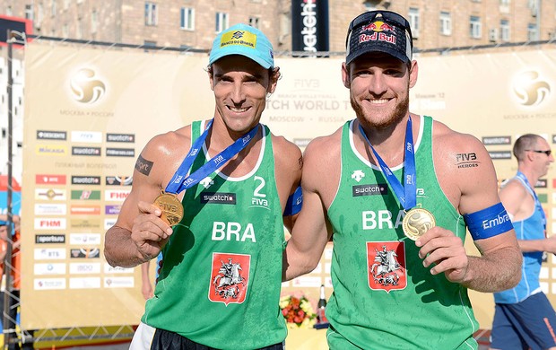 Alison Emanuel volei de praia ouro Grand Slam de Moscou (Foto: Divulgação / FIVB)