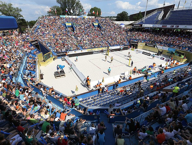 ricardo, pedro cunha, alison e emanuel volei de praia praga (Foto: Divulgação / FIVB)