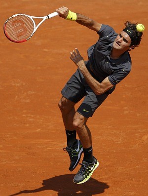 Roger Federer tênis Roland Garros 1r (Foto: Reuters)