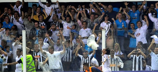 Neymar, Santos x Velez (Foto: Marcos Ribolli / Globoesporte.com)