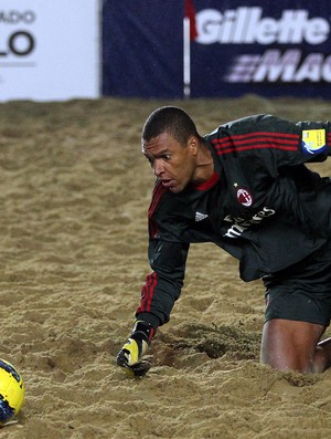 Apesar da derrota, Dida fez boas defesas (Foto: Gaspar Nobrega)