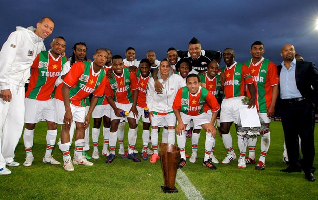 Seedorf joga amistoso na Holanda (Foto: Divulgação)