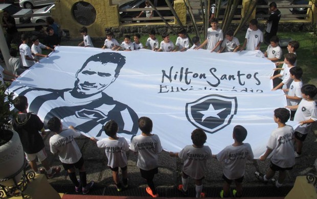 Aniversário homenagem Nilton Santos Botafogo (Foto: André Casado / Globoesporte.com)