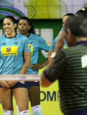 Natália Zé Roberto vôlei (Foto: Alexandre Arruda/CBV)