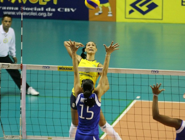 vôlei Brasil x Venezuela Jaqueline (Foto: Alexandre Arruda / CBV)