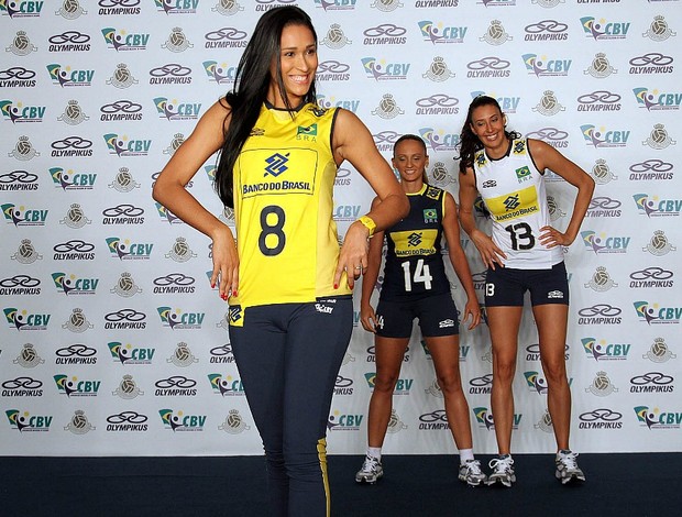 Jaqueline vôlei seleção uniforme Brasil (Foto: Mauricio Val / VIPCOMM)