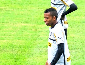 Vitor Junior no treino do Botafogo (Foto: Thales Soares / Globoesporte.com)