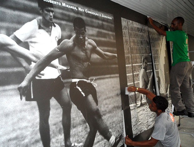 reforma no muro de General Severiano (Foto: Gustavo Rotstein / Globoesporte.com)