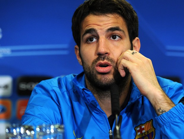 fabregas barcelona coletiva (Foto: Agência AFP)