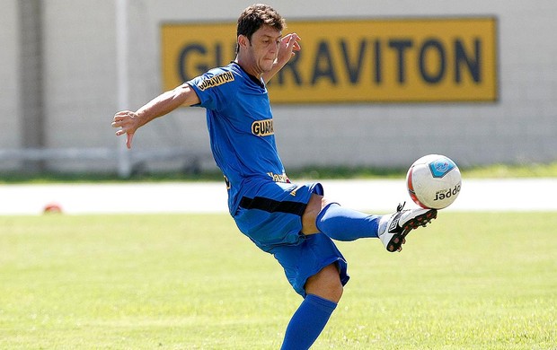 Felipe Menezes no treino do Botafogo (Foto: Fabio Castro / Divulgação Agif)