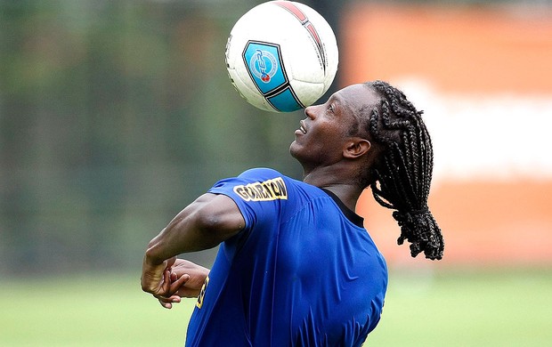 Andrezinho no treino Botafogo (Foto: Fábio Castro / Divulgação Agif)