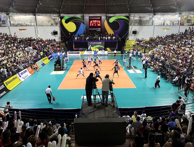 Volei futuro x Rio de janeiro (Foto: Marcelo Ferrelli / Inovafoto)