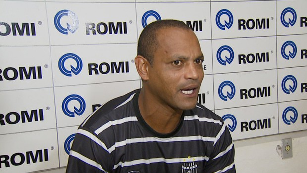 Tuta em entrevista coletiva (Foto: Reprodução EPTV)