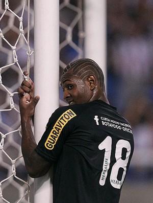 Jobson, novo penteado (Foto: Satiro Sodré / AGIF)