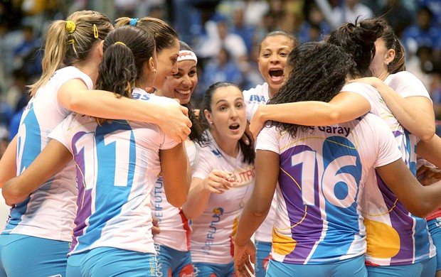 Vôlei Futuro Superliga Rio de Janeiro comemoração (Foto: Maurício Val / Vipcomm)