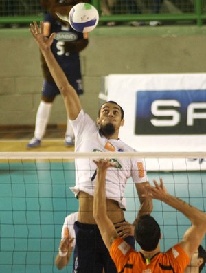 acacio SADA CRUZEIRO X BMG/SÃO BERNARDO (Foto: Alexandre Arruda/CBV)