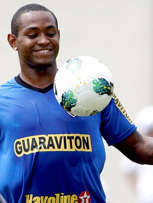 Jobson no treino do Botafogo (Foto: Marcos Trisão / Ag. O Globo)