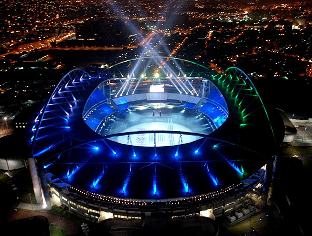 engenhão teste de iluminação jogos militares (Foto: Genilson Araújo / Agência O Globo)