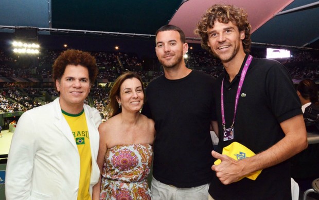 Romero Britto, Guga Kuerten e Marcia Lins no Masters de Miami (Foto: Marcelo Santos / Divulgação)