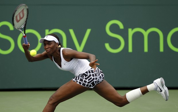 Venus Williams na terceira fase em Miami (Foto: AP)