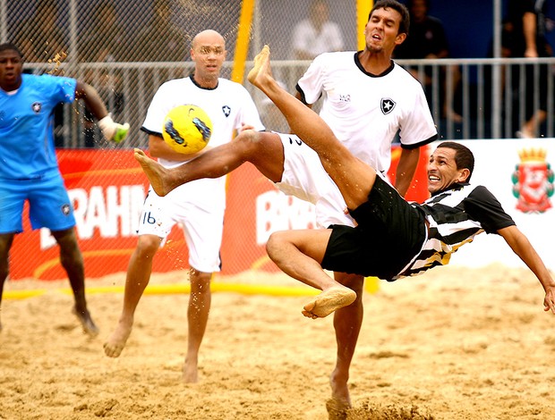 alan santos botafogo futebol de areia  (Foto: William Lucas/ Inovafoto)