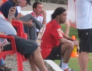 ronaldinho gaúcho flamengo (Foto: Thales Soares/GLOBOESPORTE.COM)