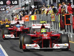 F1 GP da Austrália Felipe Massa e Fernando Alonso (Foto: AP)