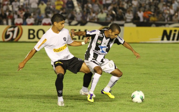 Treze-PB x Botafogo (Foto: Francisco França / Jornal da Paraíba)