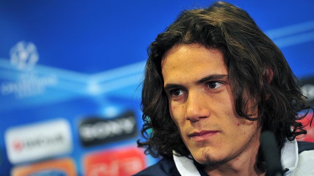 Cavani treino do Napoli (Foto: AFP)