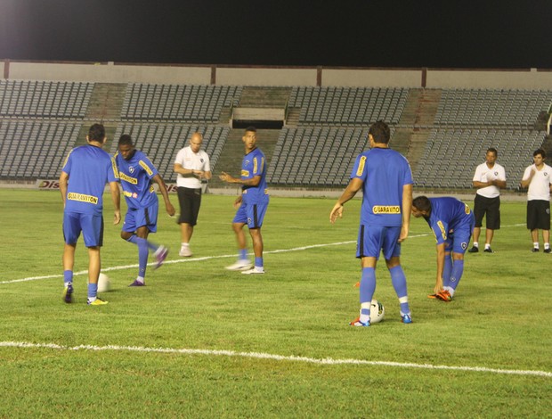 Treino do Botafogo em João Pessoa (Foto: Rammom Monte)