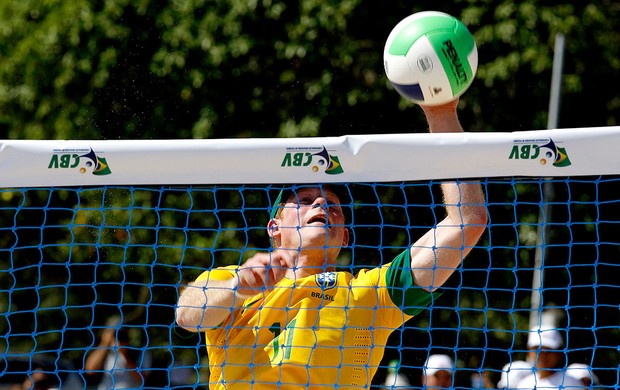 vôlei príncipe harry aterro do flamengo (Foto: Agência Reuters)