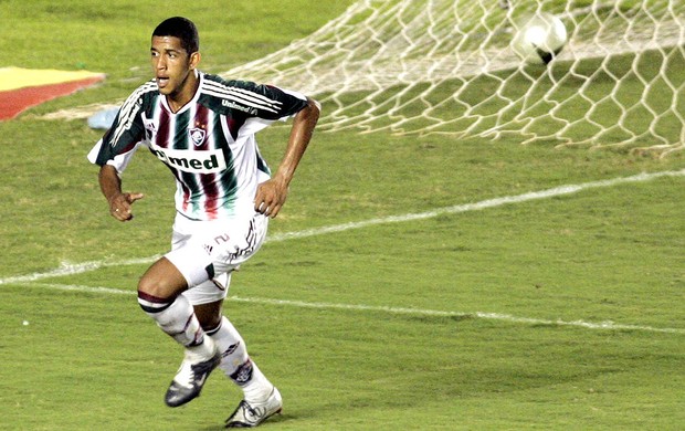 Antonio Carlos comemora gol do Fluminense 2005 Carioca (Foto: Reuters)