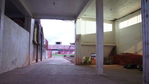 Beira-Rio em obras (Foto: Diego Guichard/GLOBOESPORTE.COM)