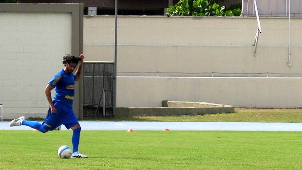 loco abreu botafogo treino (Foto: André Casado / Globoesporte.com)