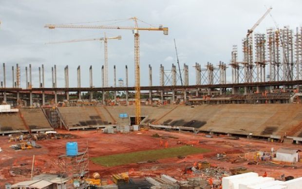 Estádio Nacional de Brasília com gramado (Foto: Fifa.com)