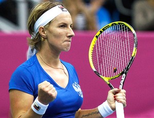 Kuznetsova comemora vitória na FedCup pela Rússia (Foto: Reuters)