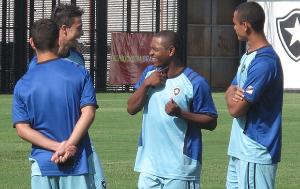 jobson treino botafogo (Foto: Thales Soares/GLOBOESPORTE.COM)