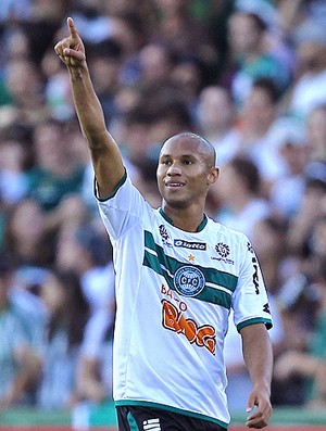 jonas coritiba gol corinthians (Foto: Heuler Andrey / Agência Estado)