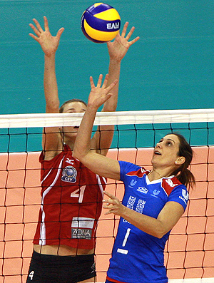 Vôlei Fernanda Venturini (Foto: Luiz Doro / Adorofoto)