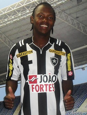 andrezinho apresentação botafogo (Foto: Divulgação/ Site Oficial Botafogo)