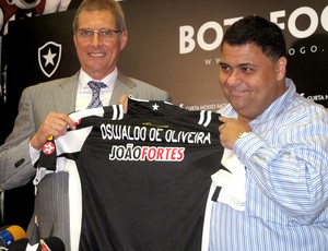 oswaldo de oliveira botafogo apresentação (Foto: André Casado / Globoesporte.com)